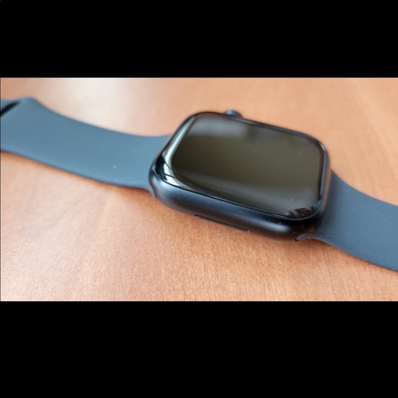 Apple Watch Series 7 - Picture 4 of 11